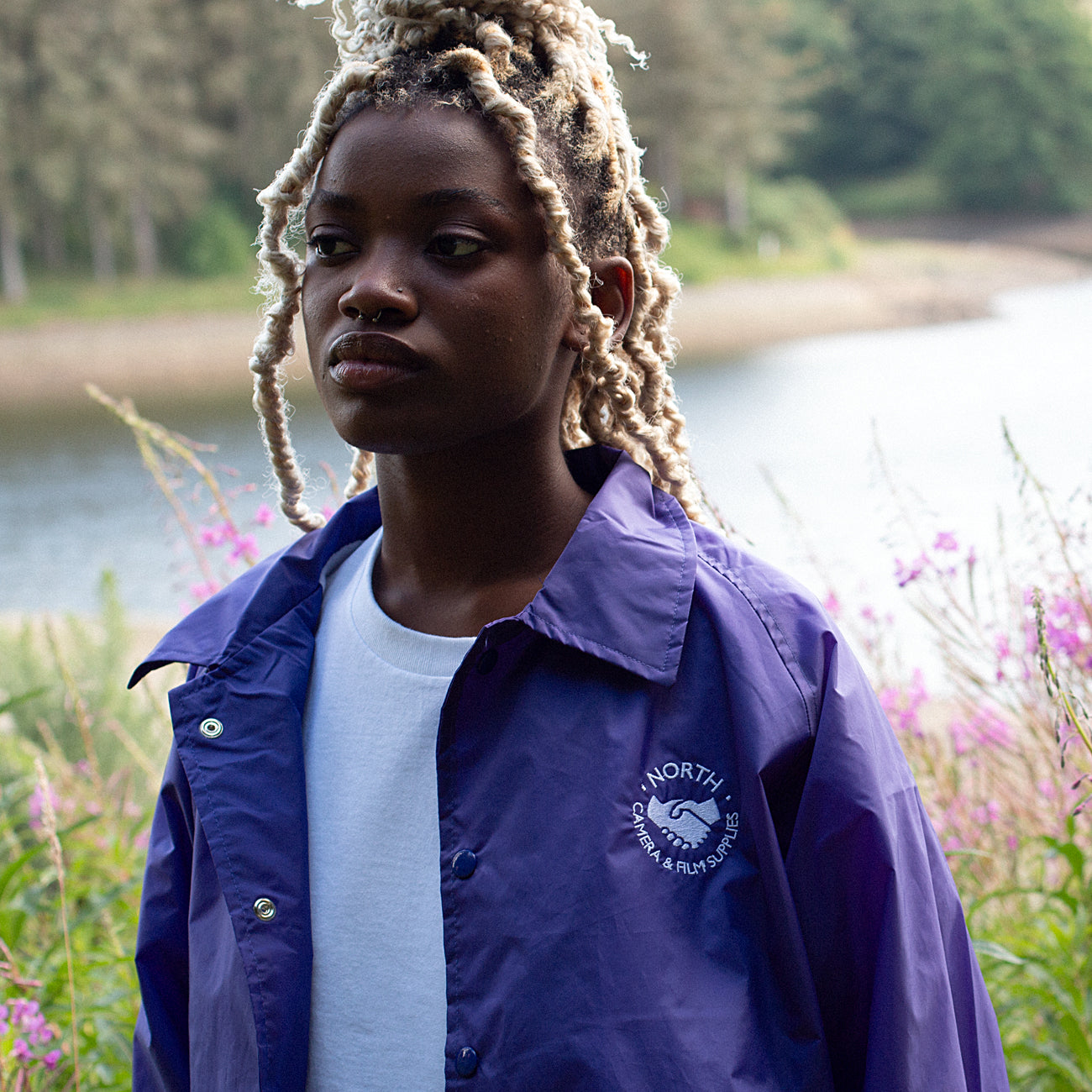 North Supplies Logo Coach Jacket - Purple/White