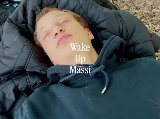 WAKE UP MASSI